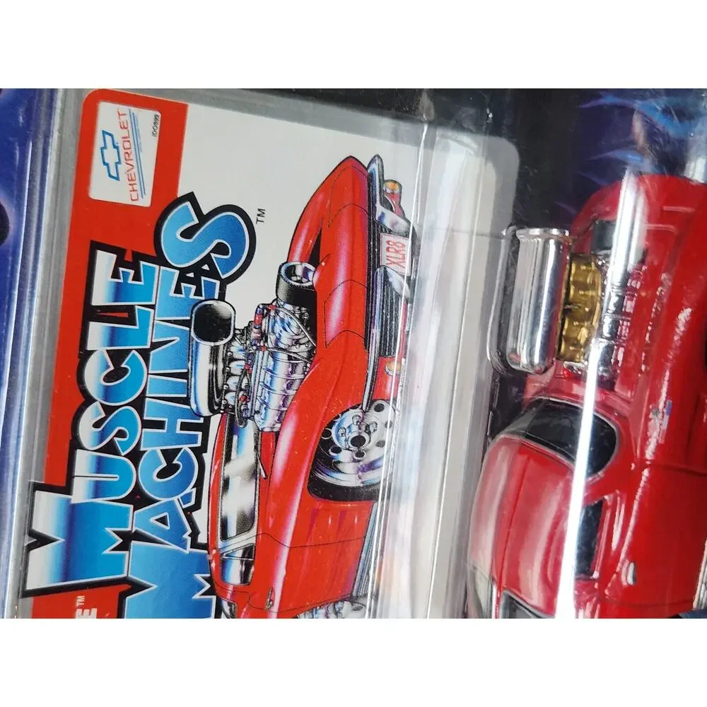 Muscle Machines 63 Corvette Red 1:64 Diecast Classic Car Collectible